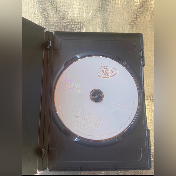 Hocus Pocus DVD - Picture 3 of 5